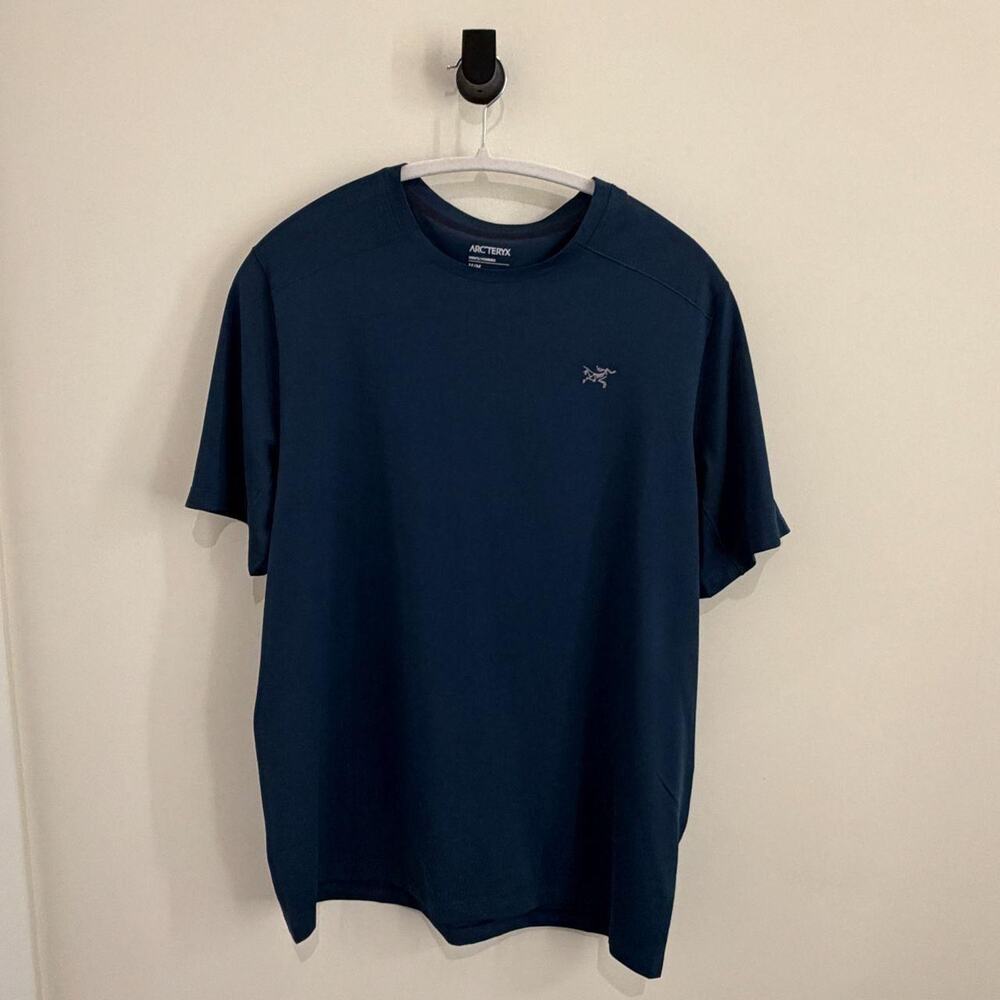 men's blue-green ARC'TERYX cormac crewneck short-sleeve performance tee [M]